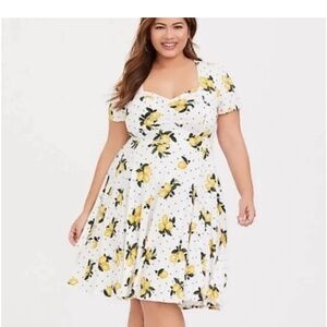 Beautiful Lemon dress